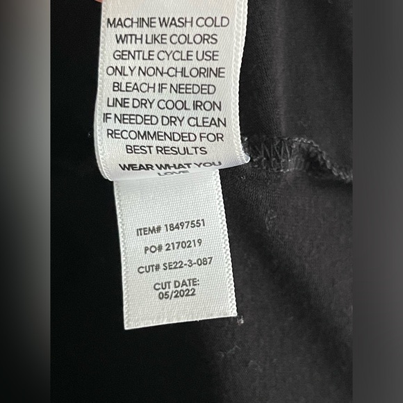 TORRID 3X Super Soft V-Neck Strappy Shirttail Hem Hoodie - Picture 8 of 9